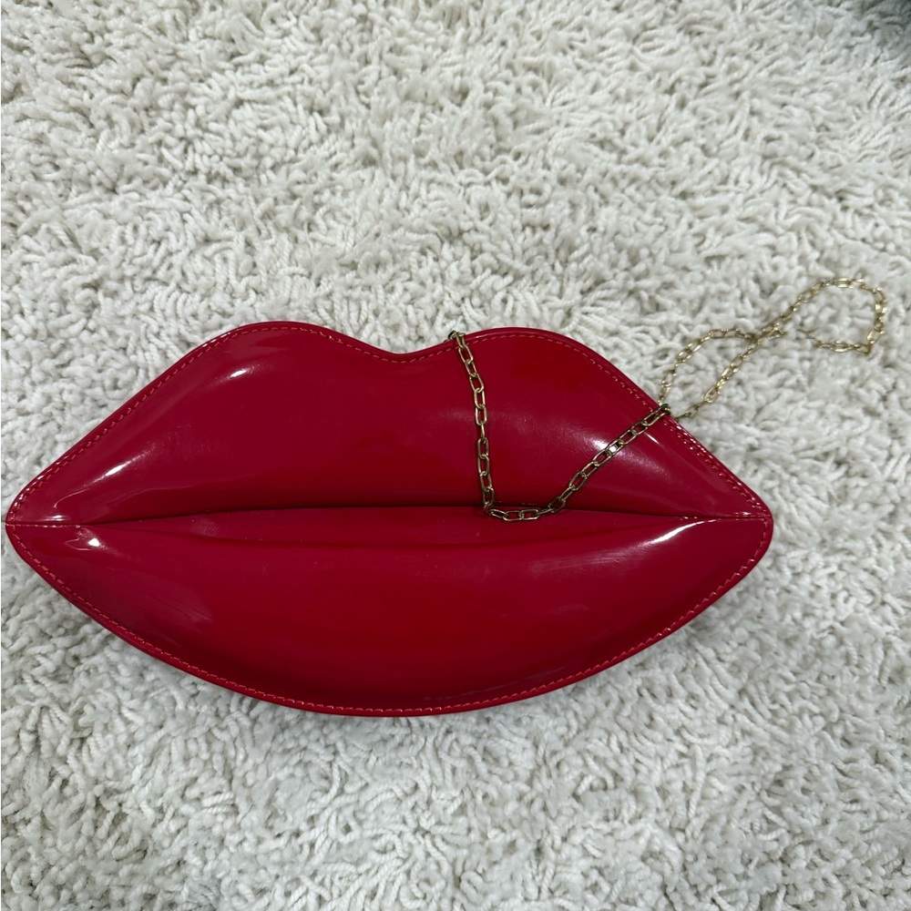 Lip-Shaped Red Clutch